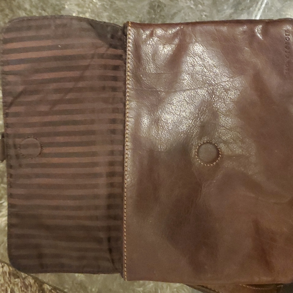 Strap should hand bag